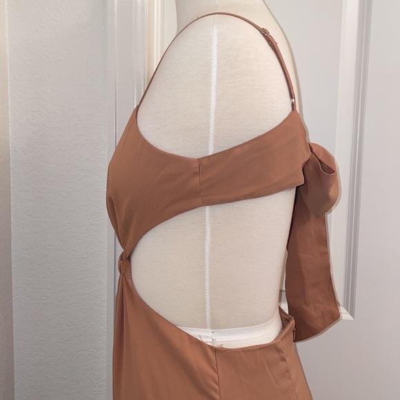 HYFVE nude cutout long dress with double slits in women’s size small - Picture 8 of 16